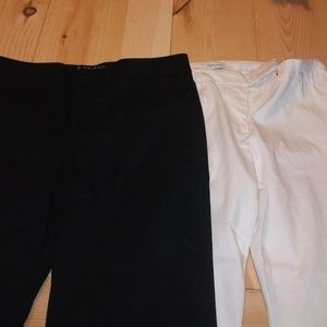 2 Pairs of Womens Capris Size 10 & 11
